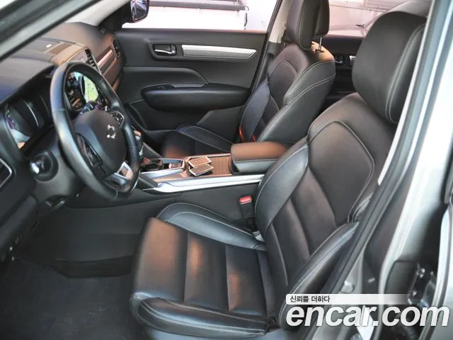 Renault-KoreaSamsung Koleos 2018 thumb 9