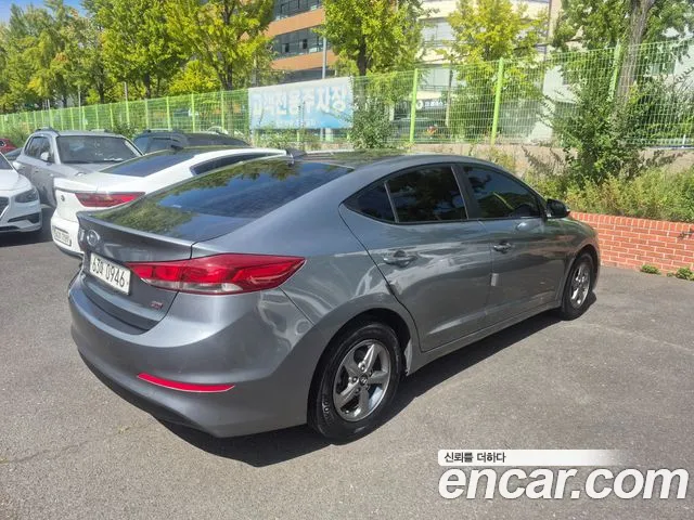 Hyundai Avante 2015 thumb 6