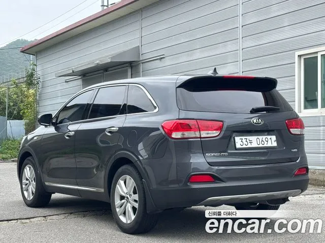 Kia Sorento 2016 thumb 6