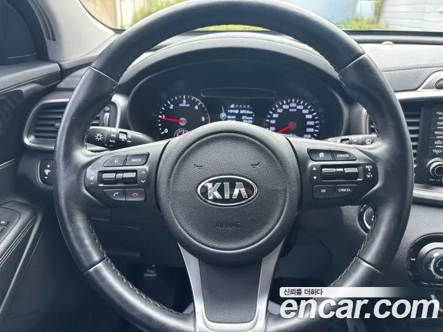 Kia Sorento 2016 thumb 10