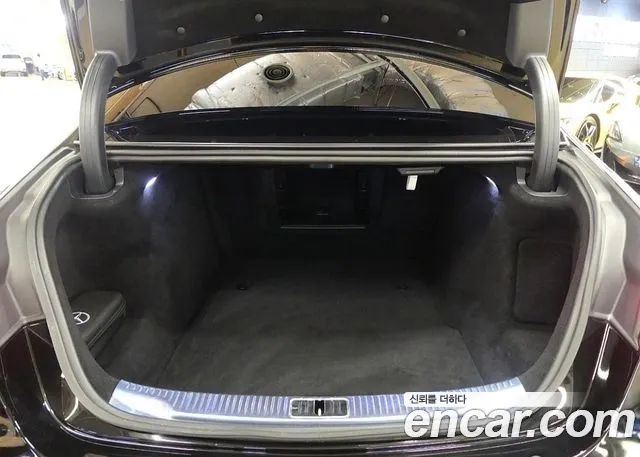 Mercedes-Benz S-Класс 2024 thumb 9