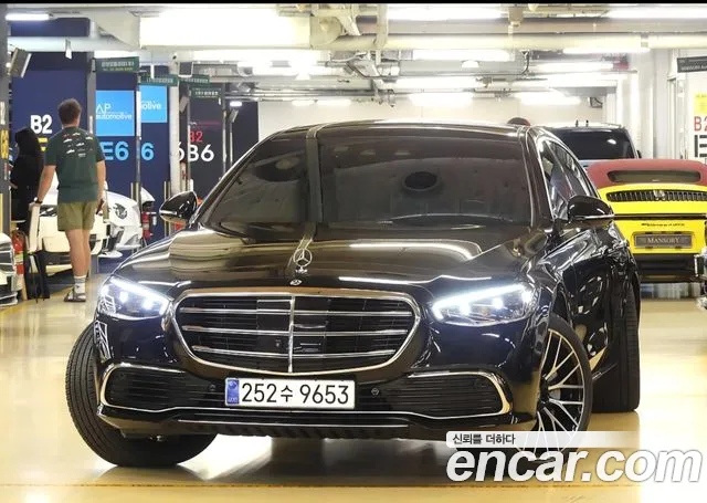 Mercedes-Benz S-Класс 2024 thumb 12