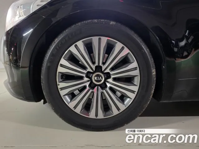 Kia K9 2014 thumb 5