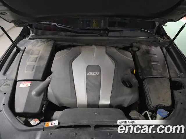 Kia K9 2014 thumb 6