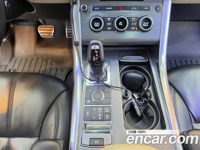 Land Rover Range Rover Sport 2017 thumb 10