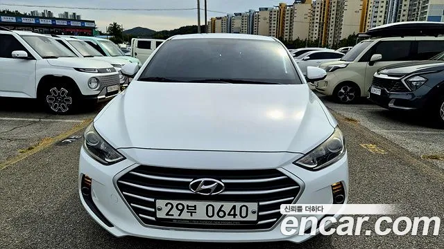 Hyundai Avante 2015 thumb 3