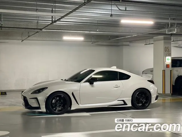 Toyota GT86 2025 thumb 3