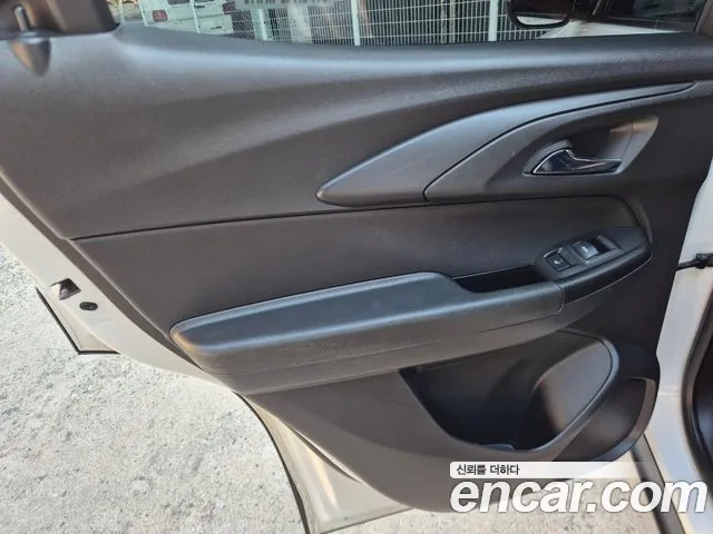 ChevroletGMDaewoo TrailBlazer 2021 thumb 8