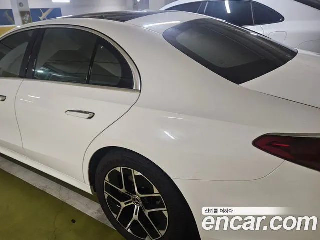 Mercedes-Benz E-Класс 2025 thumb 2