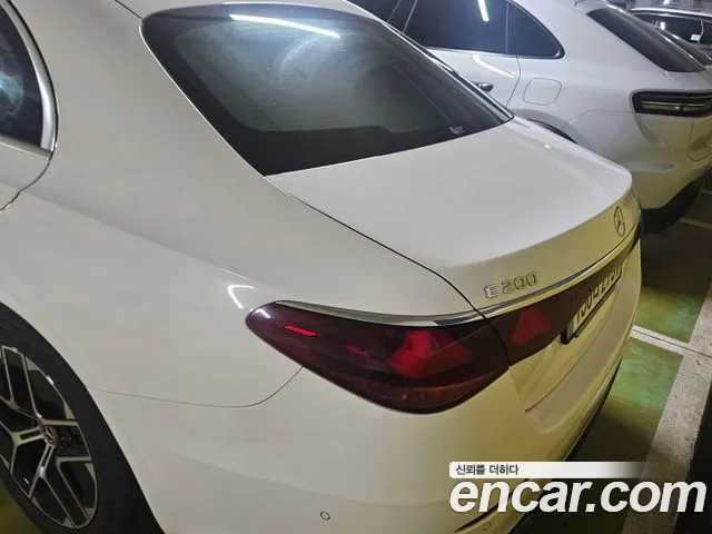 Mercedes-Benz E-Класс 2025 thumb 4