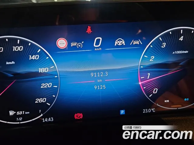 Mercedes-Benz E-Класс 2025 thumb 8