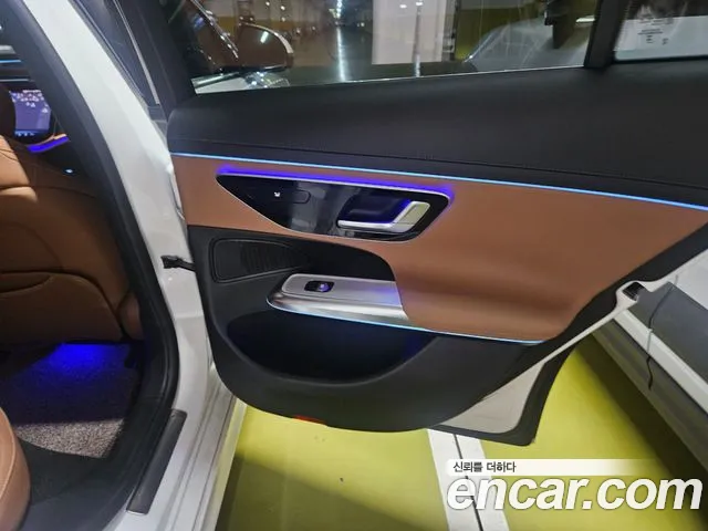 Mercedes-Benz E-Класс 2025 thumb 12