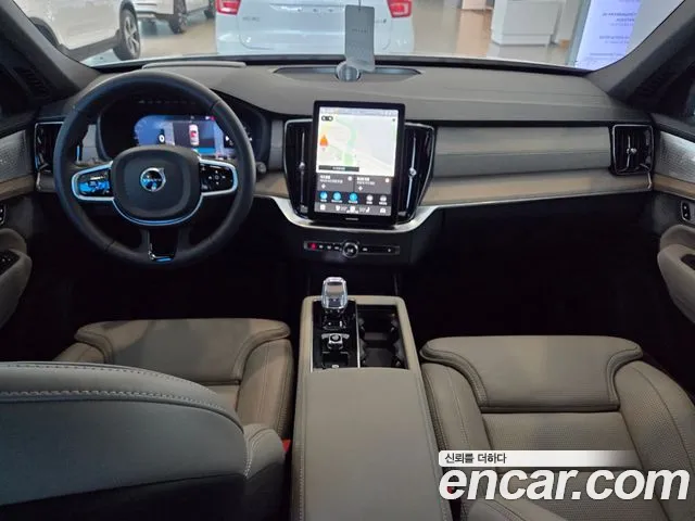 Volvo XC90 2025 thumb 7