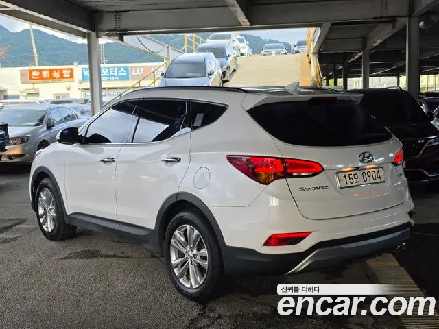 Hyundai Santa Fe 2016 thumb 5