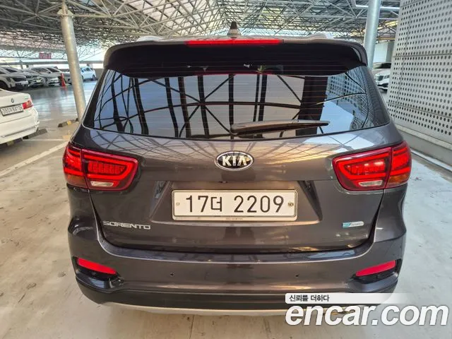 Kia Sorento 2019 thumb 6