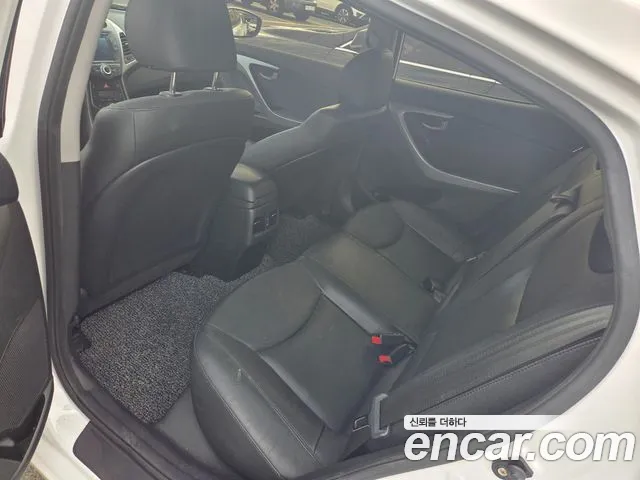 Hyundai Avante 2015 thumb 9