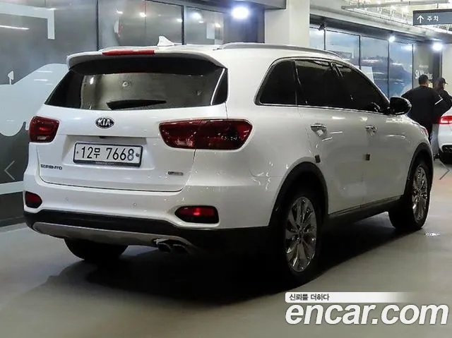Kia Sorento 2019 thumb 4