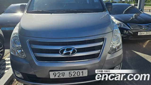 Hyundai Starex 2017 thumb 12
