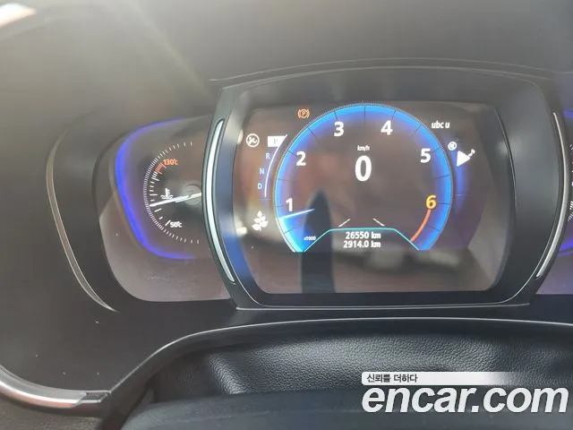 Renault-KoreaSamsung Koleos 2020 thumb 5