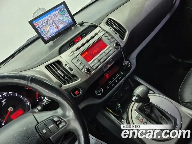 Kia Sportage 2013 thumb 8