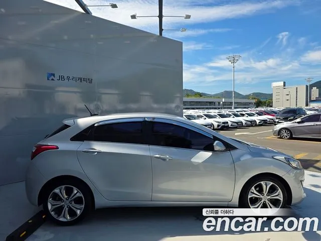 Hyundai i30 2012 thumb 5