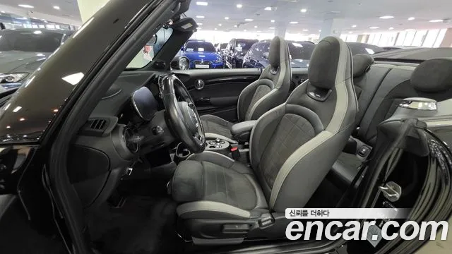 MINI Cooper Convertible 2022 thumb 10