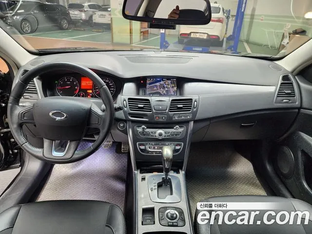 Renault-KoreaSamsung SM5 2010 thumb 6