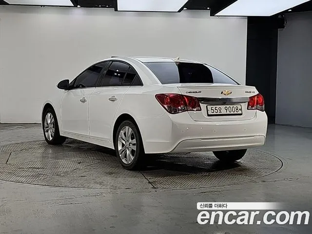 ChevroletGMDaewoo Cruze 2014 thumb 3