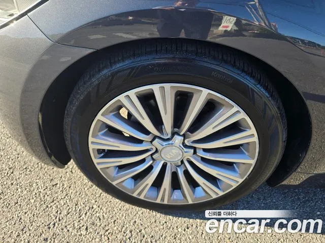 Kia K9 2014 thumb 8
