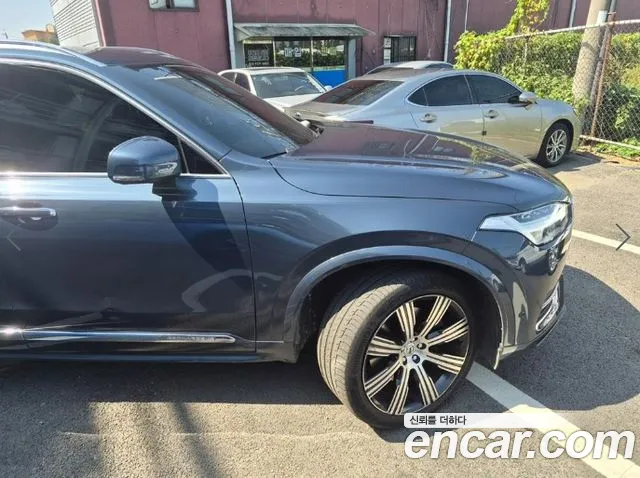 Volvo XC90 2023 thumb 3