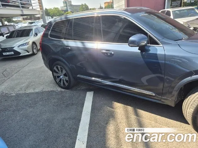 Volvo XC90 2023 thumb 4