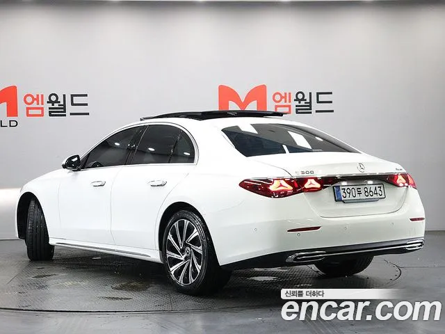 Mercedes-Benz E-Класс 2025 thumb 4