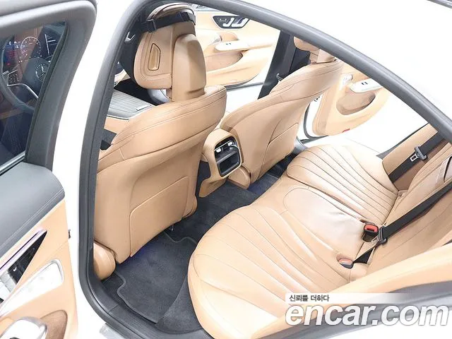 Mercedes-Benz E-Класс 2025 thumb 10