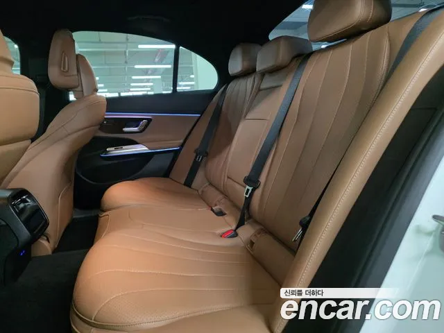 Mercedes-Benz E-Класс 2025 thumb 10