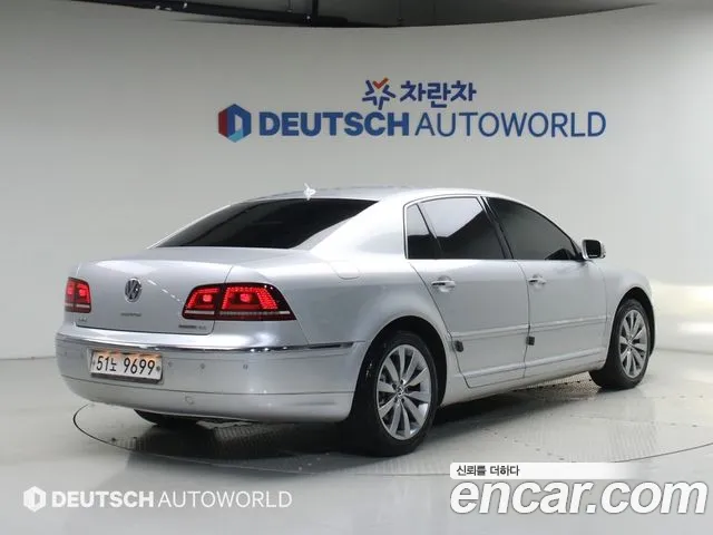 Volkswagen Phaeton 2013 thumb 2