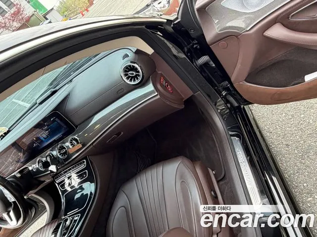 Mercedes-Benz CLS-Class 2020 thumb 11