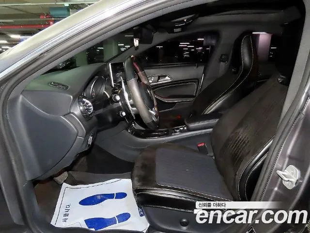 Mercedes-Benz CLA 2017 thumb 6