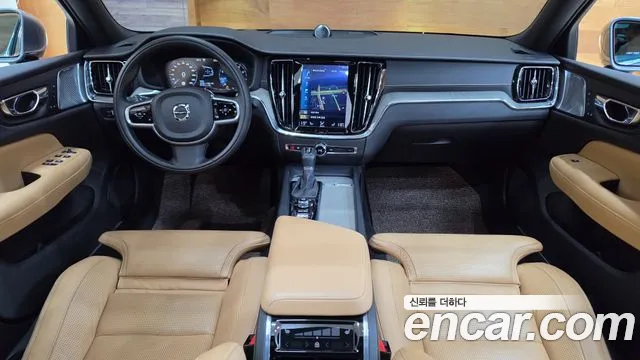Volvo S60 2019 thumb 8