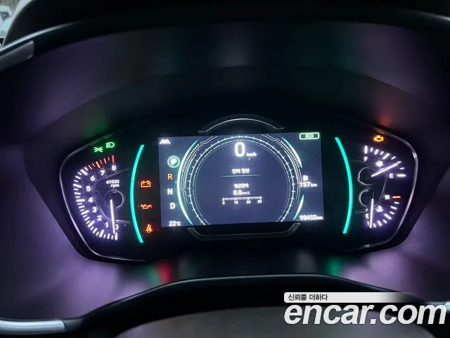 Hyundai Santa Fe 2018 thumb 8