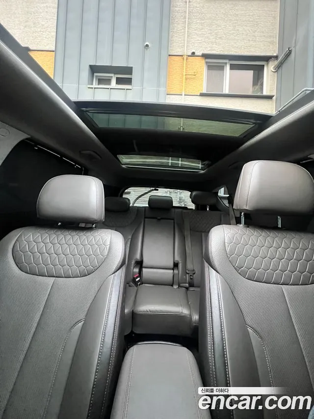 Hyundai Santa Fe 2018 thumb 10