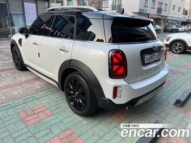 MINI Countryman 2024 thumb 2