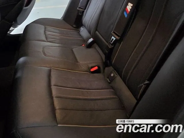 BMW 5-Series 2022 thumb 8