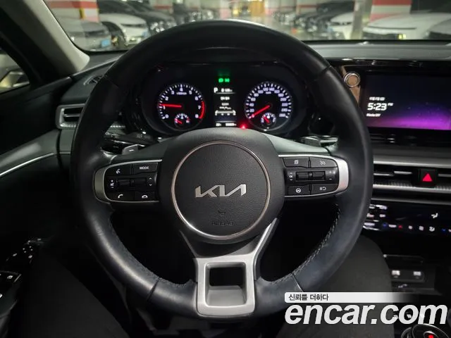 Kia K5 2023 thumb 5
