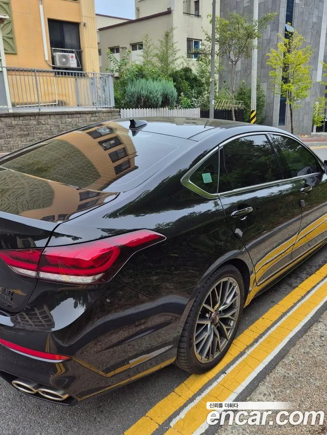 Genesis G80 2019 thumb 3