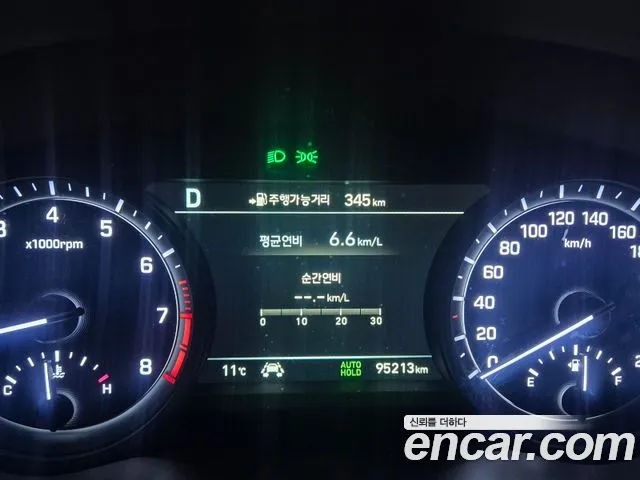 Genesis G80 2019 thumb 8