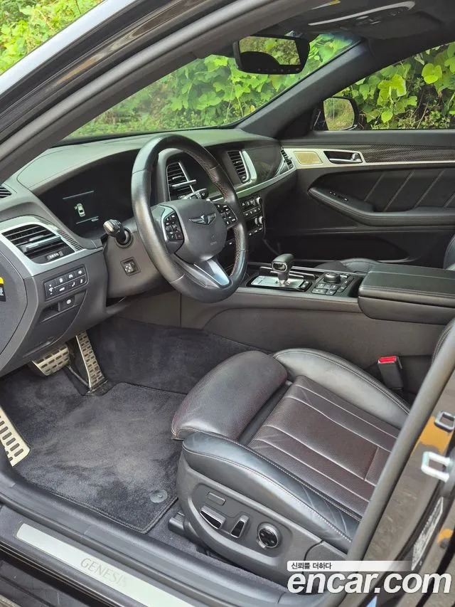 Genesis G80 2019 thumb 10