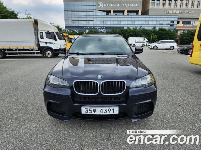 BMW X6M 2010 thumb 3