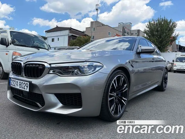 BMW M5 2019 thumb 3