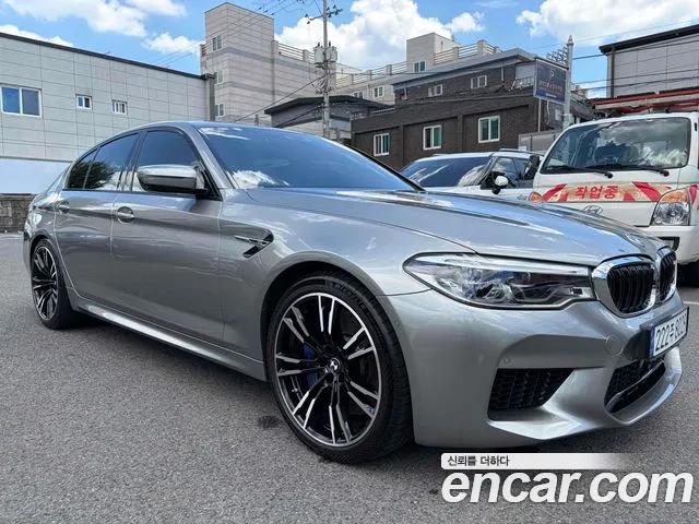 BMW M5 2019 thumb 4
