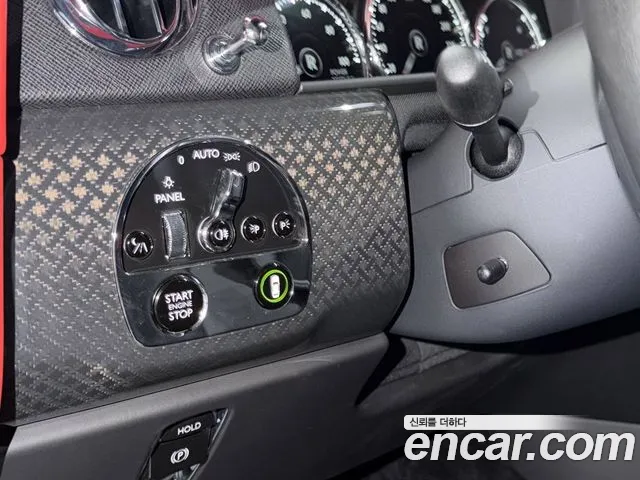 Rolls-Royce Cullinan 2020 thumb 10